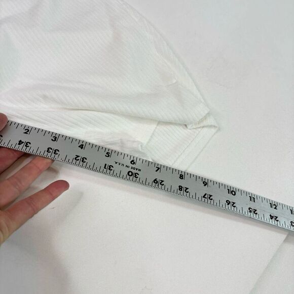 Club L Shorts Womens 6 White Solid Mid-Rise Pullover Activewear NWT Athleisure - Picture 3 of 8